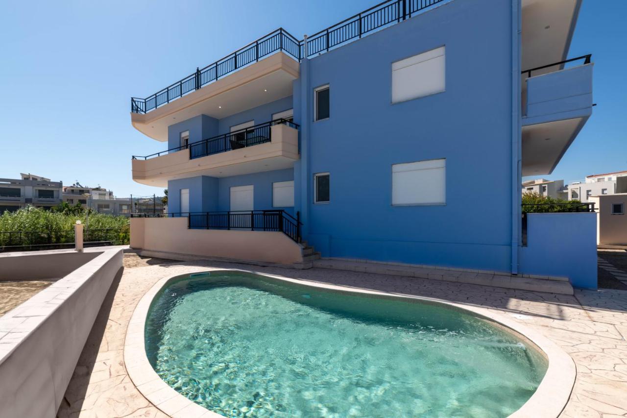 White&Blue Luxury Suites Ялисос Екстериор снимка